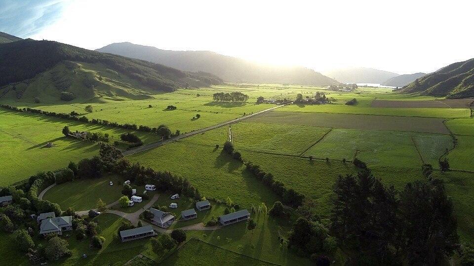 Smiths Farm Holiday Park Linkwater Bagian luar foto