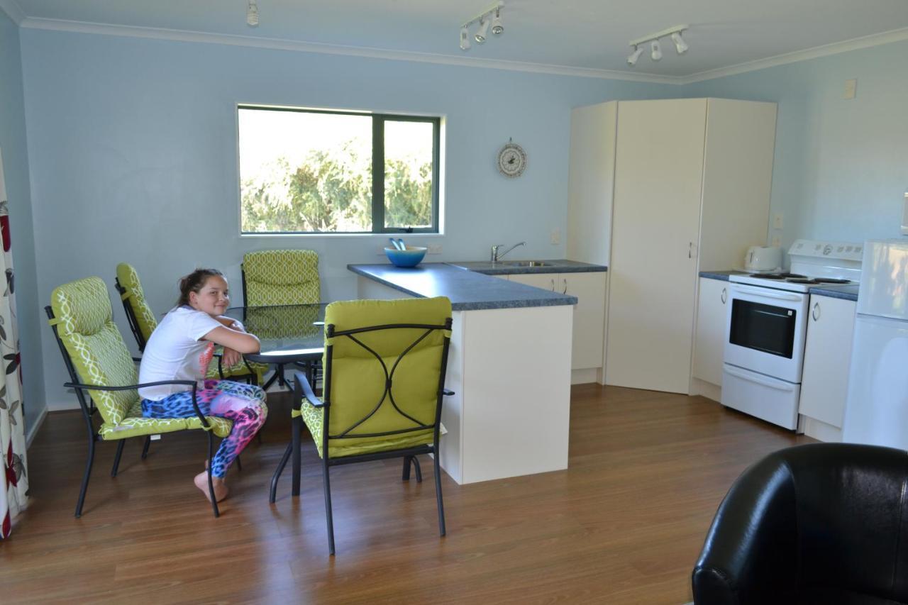 Smiths Farm Holiday Park Linkwater Bagian luar foto